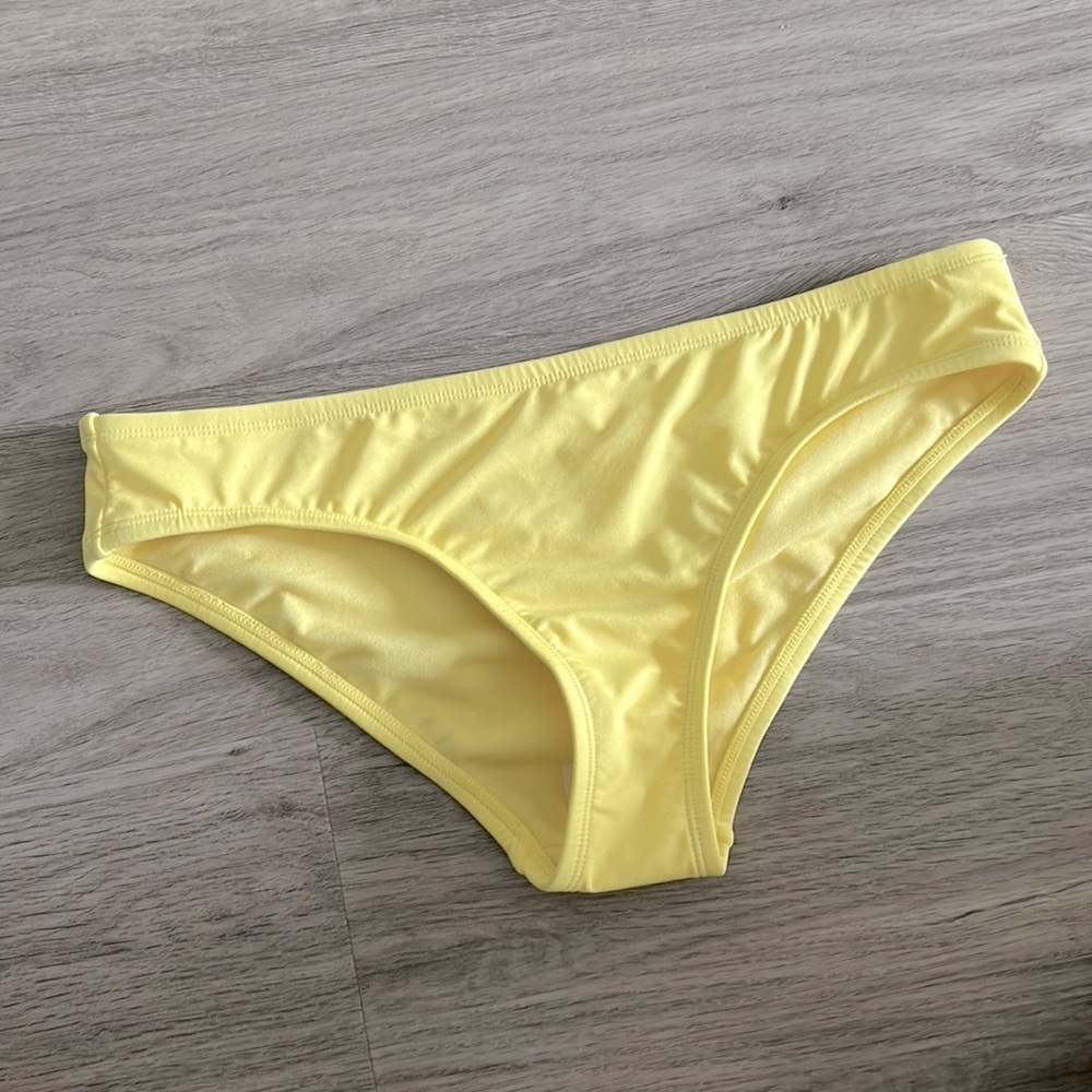 Kona Sol Yellow Bikini Bottom Size M
